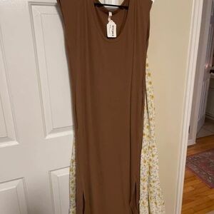 Brown Sleeveless Dress